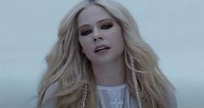 Lirik Lagu dan Terjemahan Head Above Water - Avril Lavigne: Don't Let Me Drown - Tribunnews.com