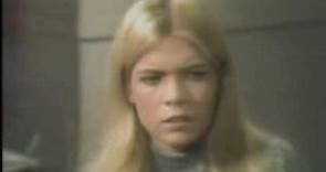 Meredith Baxter (1973) The Invasion of Carol Enders