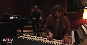 The War on Drugs - "Holding On" (Electric Lady Sessions)