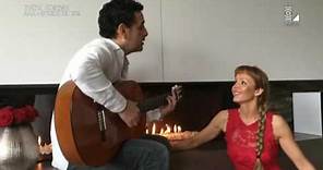Juan Diego Flórez cantó junto a su esposa por San Valentín