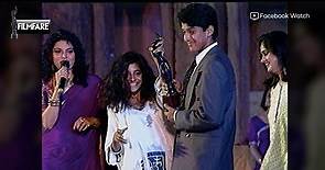 Young Zoya and Farhan Akhtar receive their mother Honey Irani’s awards