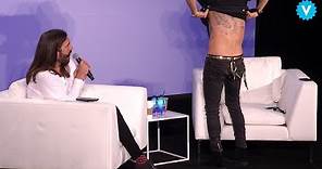 Justin Theroux Shows Off His Back Tattoo at Vulture Festival