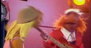The Muppet Show. Floyd and Janice - Fifty Ways To Leave Your Lover (ep.511)