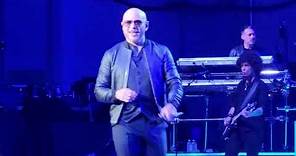 Pitbull - Hey Baby (Drop It to the Floor) - Live PNC Bank