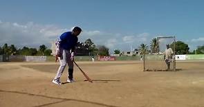 Here's Vladimir Guerrero Jr. hitting pitches off a bounce -- just like his dad