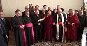 Immagini: Milano, il Dalai Lama incontra il Cardinale Scola