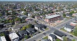 Fly by Drone : Saint-Hubert, Longueuil, Quebec, Canada, 3 octobre 2023