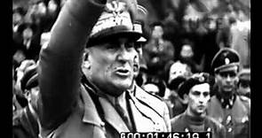 Milano - Il Maresciallo Graziani porta il suo saluto al battaglione 'Lupo' in partenza per il
