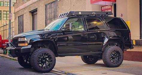 2003 Chevy Tahoe Lifted