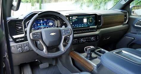 2023 Chevrolet Silverado 1500 Interior