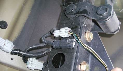 2013 Nissan Xterra T-One Vehicle Wiring Harness with 4-Pole Flat