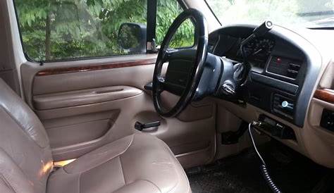 1996 ford bronco interior