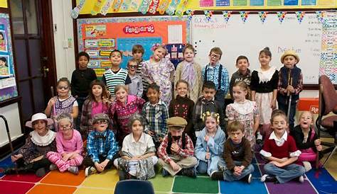 Miss M's First Grade: 100 Year Old First Graders