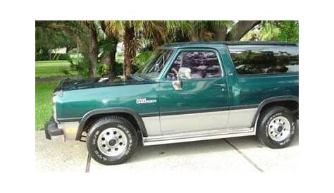 1993 Dodge Ramcharger 150 2x4 5.2 318 cu. LE For Sale in Fort Myers, FL