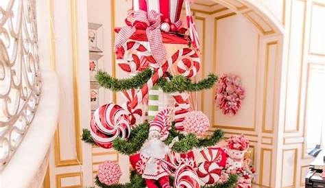 20 Special Ideas For Office Christmas Decorations - Poptop Events