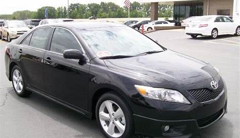 toyota camry black picture