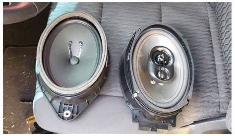 2004 chevy tahoe speakers