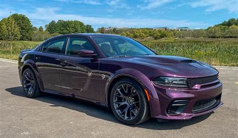 Dodge Charger SRT Hellcat Widebody Looks and Sounds Spectacular