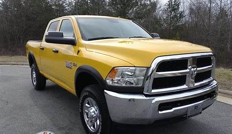 2017 Ram 2500 Tradesman Crew Cab 4x4 Detonator Yellow / Black/Diesel Gray Photo #4 | DealerRevs.com