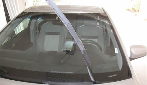 toyota camry 2010 windshield wiper size