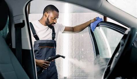 what is an automotive detailer