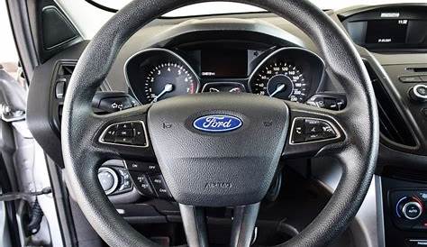2017 FORD ESCAPE SE Edition, All Wheel Drive, Bluetooth, Low kms - Deal