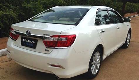 Toyota Camry Hybrid review, test drive - Autocar India