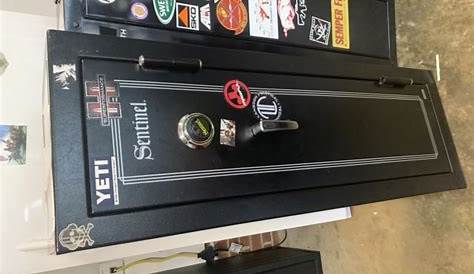 ARMSLIST - For Sale: Sentinel 10 gun safe