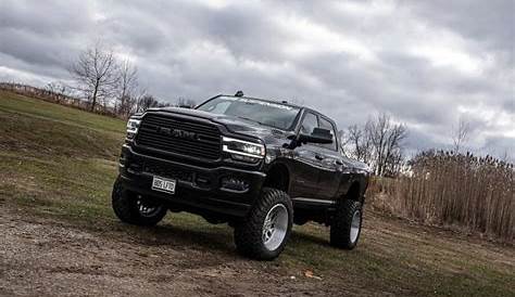 2021 ram 3500 lift kit with air suspension