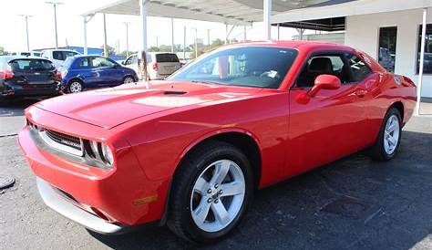 Pre-Owned 2014 DODGE Challenger SXT Coupe in Tampa #2862 | Car Credit Inc.