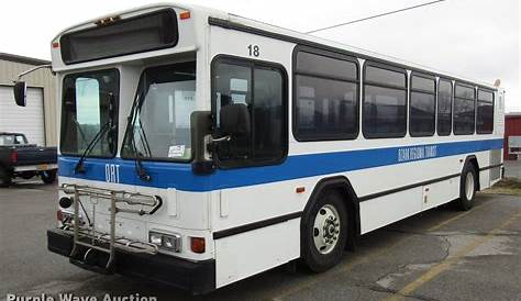 2001 Gillig G21B096N4 shuttle bus in Springdale, AR | Item DF7840 sold