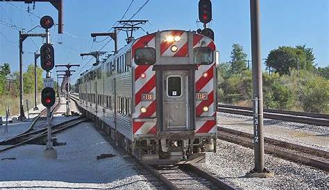 Metra Electric disruption: Service halted in Riverdale after train hits