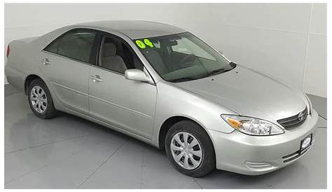 2004 toyota camry le value