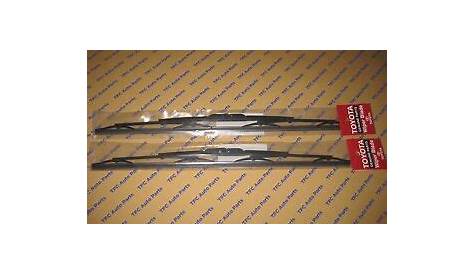 what size wiper blades for 2006 toyota tacoma