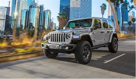 2021 Jeep Wrangler 4xe plug-in hybrid starts at $49,490 | The Torque Report