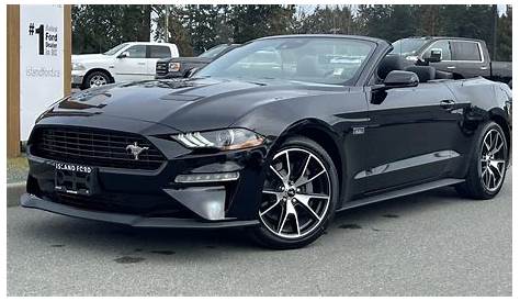2022 ford mustang convertible