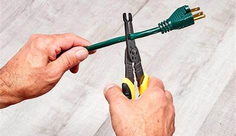 How to Replace an Extension Cord Plug