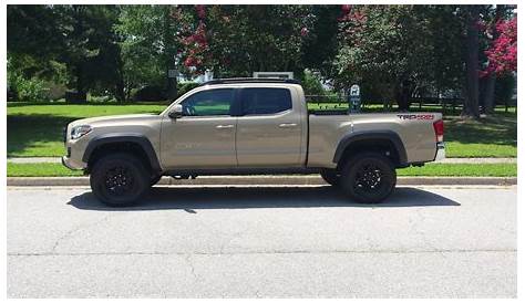 2018 toyota tacoma 6ft bed cover