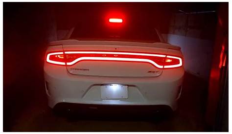 Back to US tail light 1/3 French Dodge Charger SRT 392 - YouTube