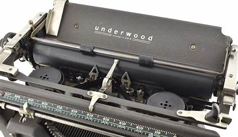 1936 Underwood Typewriter Model 6 11" Carriage FREE UK POSTAGE