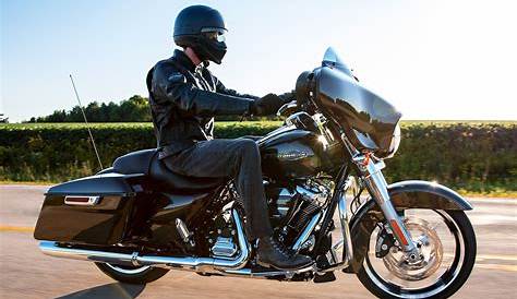 2022 Harley-Davidson Street Glide® Vivid Black