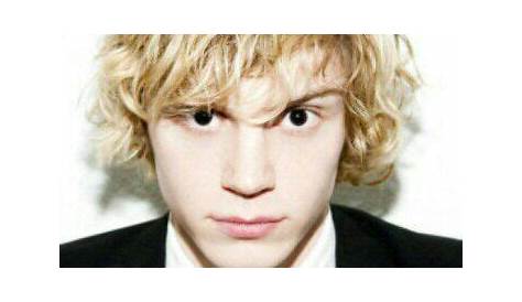 Evan Peters Signo Zodiacal : Evan Peters Biography Age Weight Height