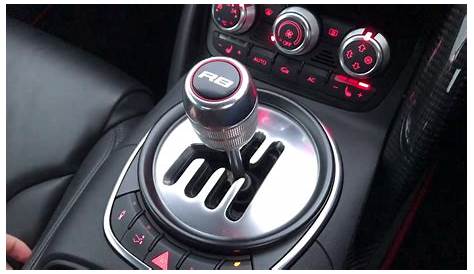 is the audi r8 automatic or manual