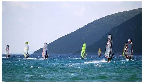 How to choose the right windsurf sail size - Windy.app