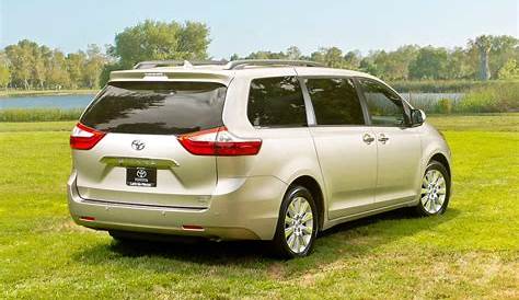 toyota sienna number of seats
