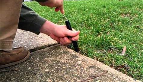 How to change out a spray nozzle on a TORO Sprinkler Head - YouTube
