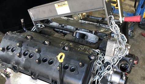 picture of 5.7 hemi engine