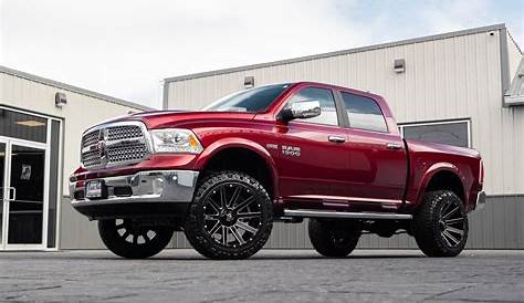 Lifted 2017 Ram 1500 with 6 Inch Rough Country Suspension Lift Kit and
