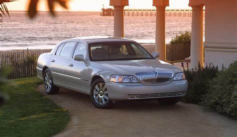 2006 Lincoln Town Car - Gallery | Top Speed