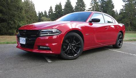 Test Drive: 2017 Dodge Charger R/T- vicariousmag.com